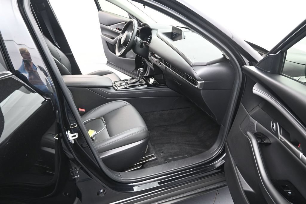 Used 2024 MAZDA CX-30 AWD 2.5 S w/ Select Sport Pkg image 16