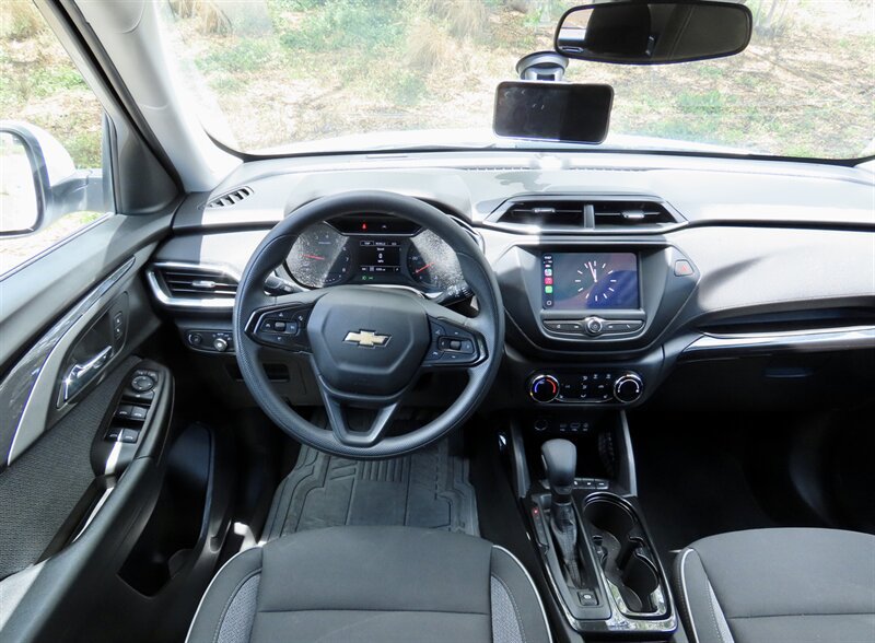 Used 2023 Chevrolet TrailBlazer LT w/ Driver Confidence Package AWD/4WD image 14