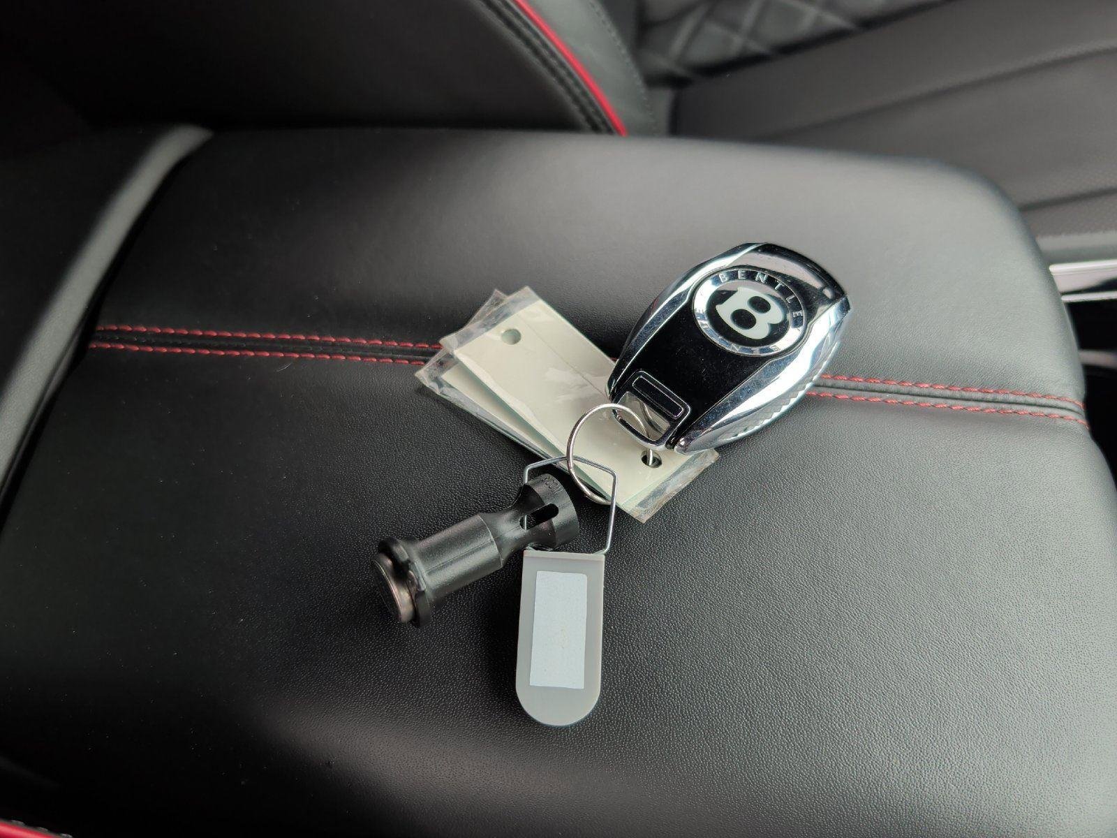 Used 2021 Bentley Continental GT AWD/4WD image 44