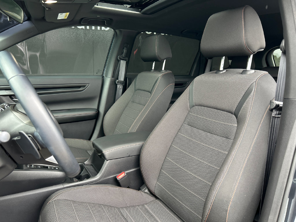 Used 2025 Honda CR-V Sport image 13