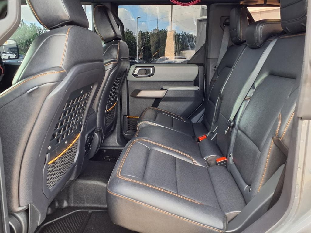 Used 2022 Ford Bronco Badlands AWD/4WD image 11