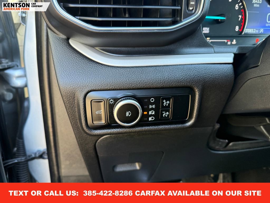 Used 2024 Ford Explorer XLT w/ Equipment Group 202A image 20