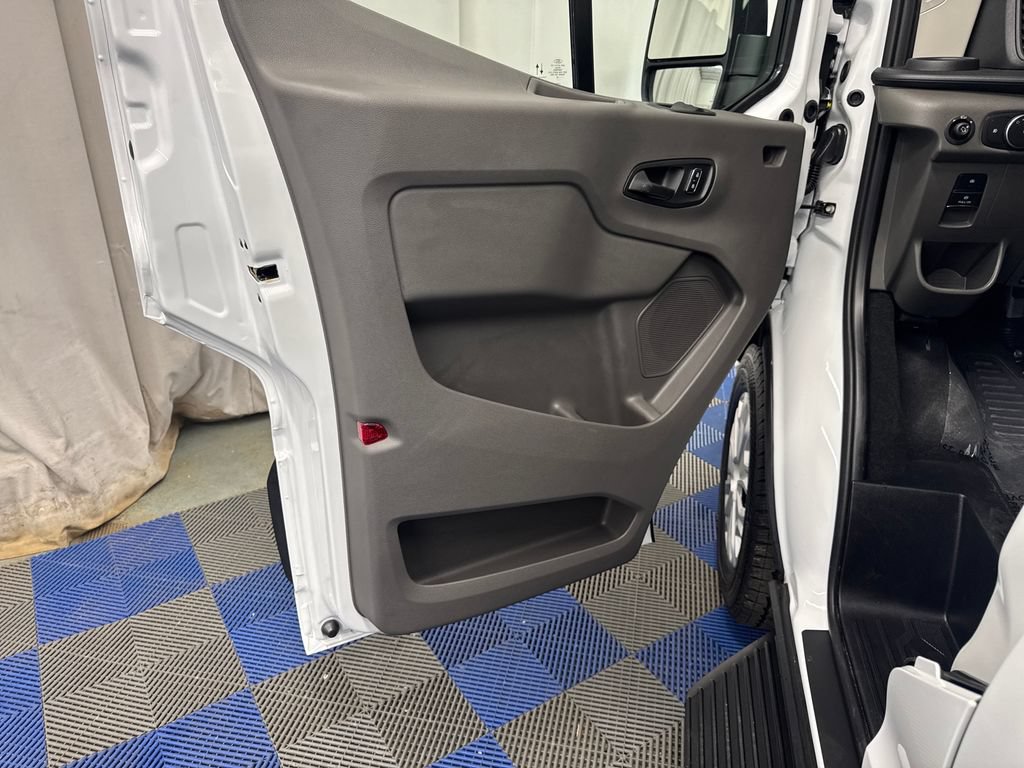Used 2026 Ford Transit 350 XLT RWD image 11