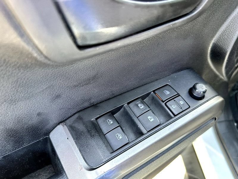 Used 2023 Toyota Tacoma SR5 RWD image 29