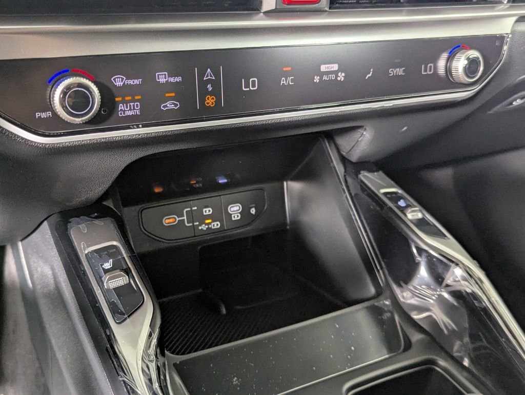 New 2026 Kia Sorento S FWD image 22