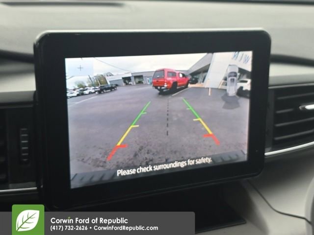 Used 2023 Ford Explorer XLT w/ Equipment Group 202A image 17