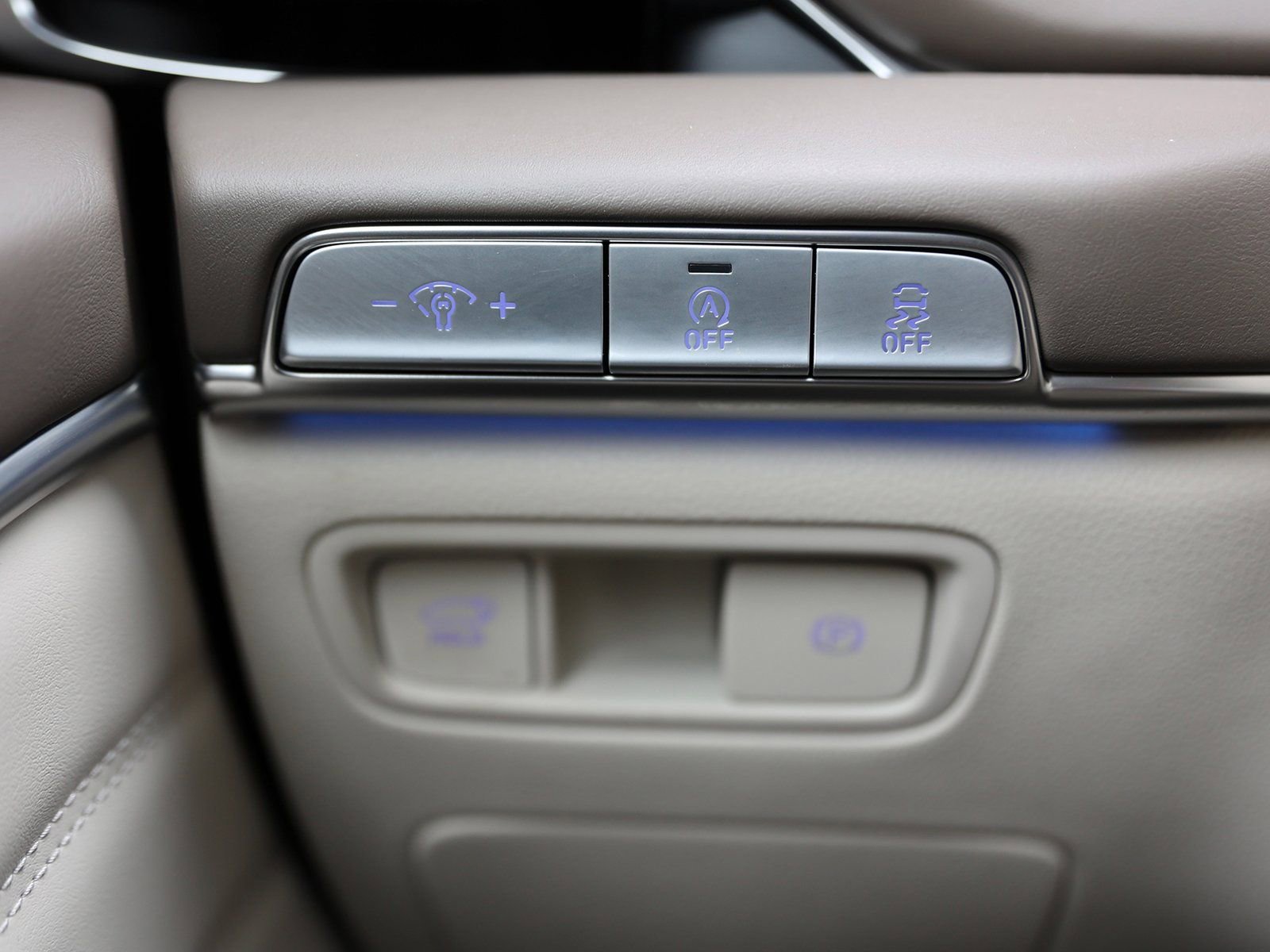 Used 2024 Genesis GV80 3.5T Prestige Signature image 37