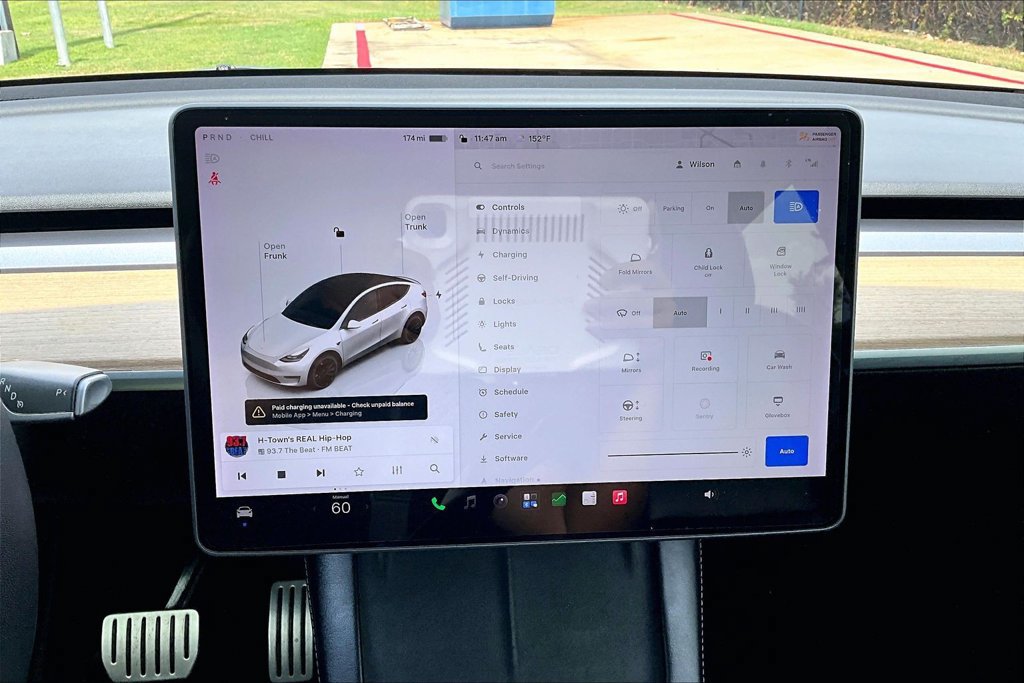Used 2022 Tesla Model Y Performance AWD/4WD image 41