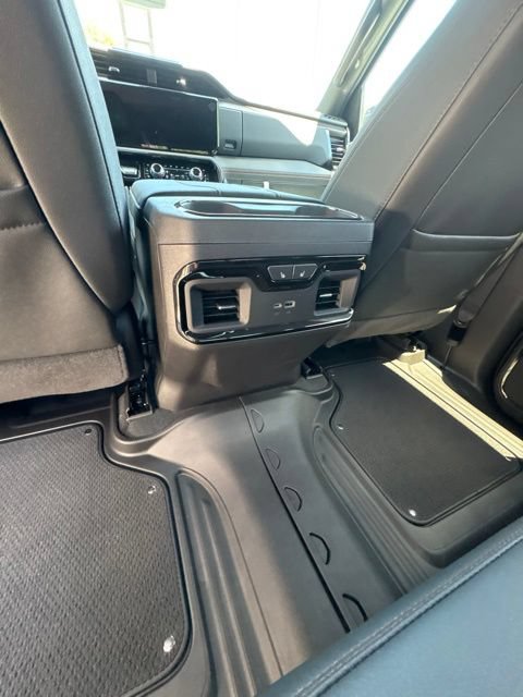 New 2026 GMC Sierra 1500 AT4 w/ Technology Package AWD/4WD image 21