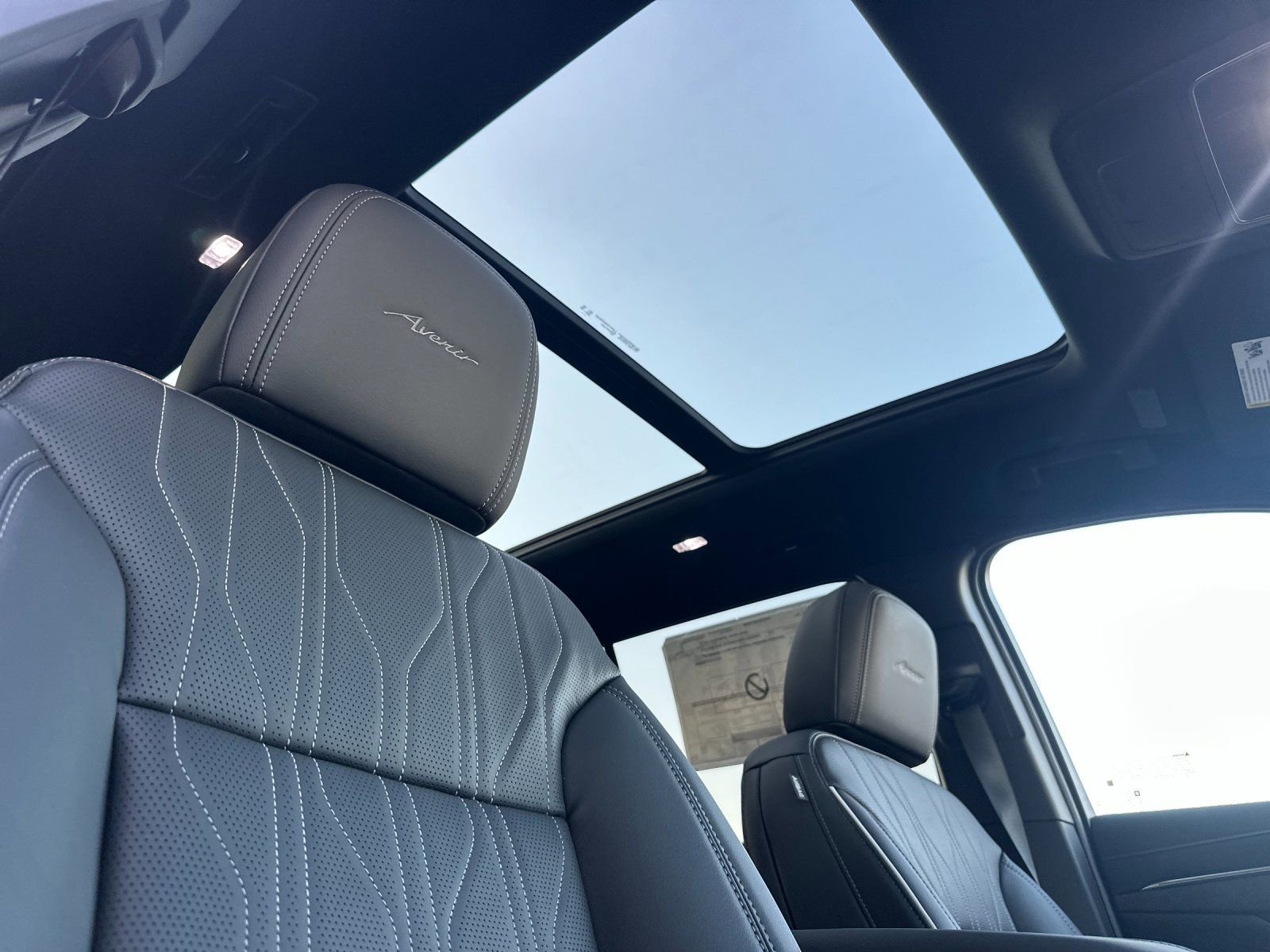 New 2026 Buick Enclave Avenir w/ Super Cruise Package FWD image 18