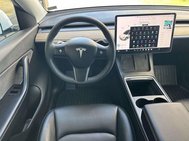 Used 2021 Tesla Model Y Long Range image 18