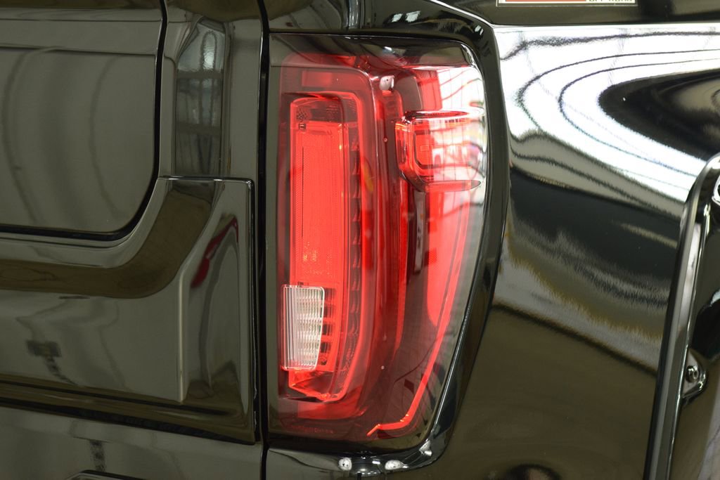 Used 2023 GMC Sierra 1500 AT4 w/ AT4 Premium Package image 24