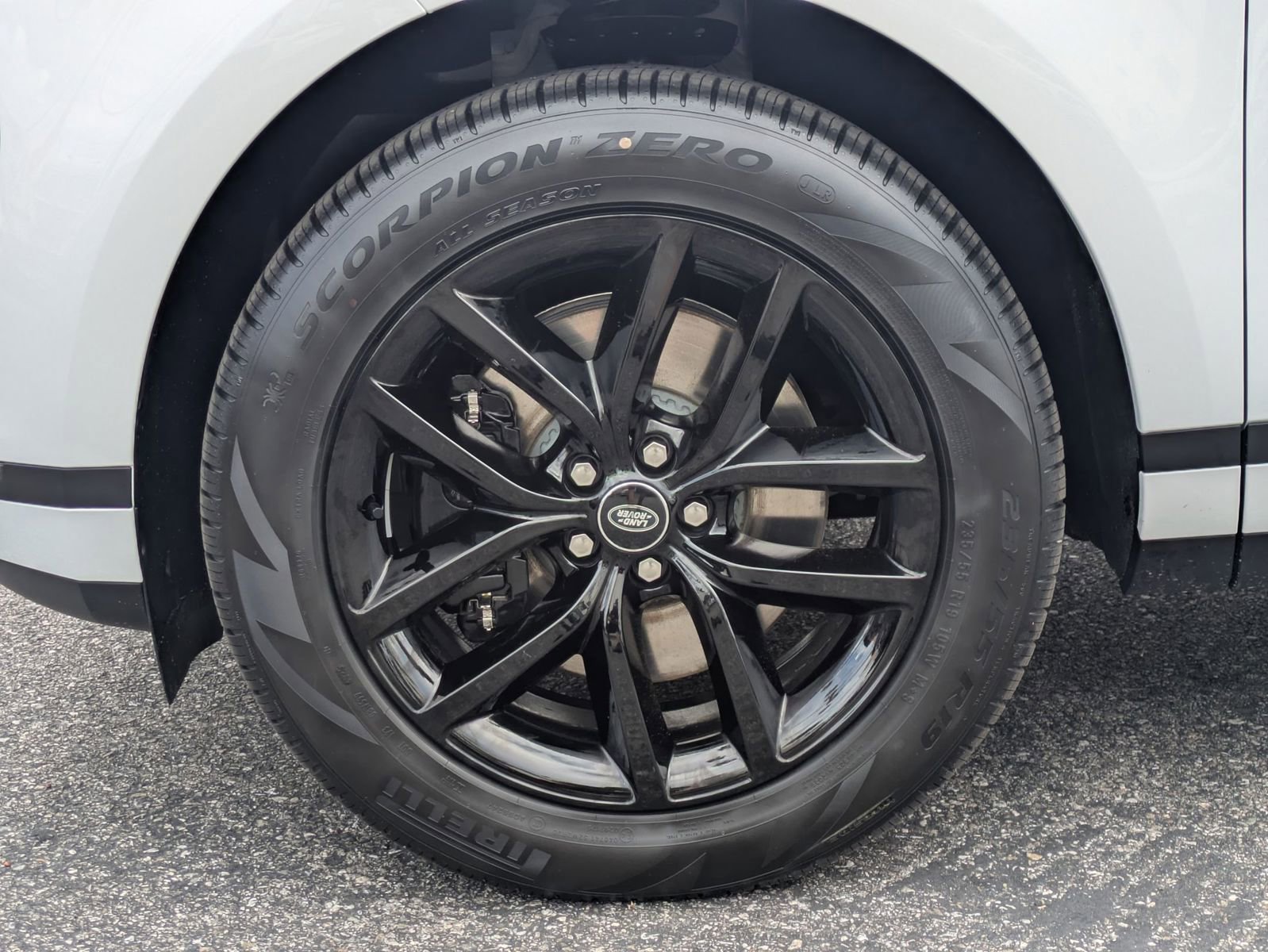 New 2026 Land Rover Range Rover Evoque S image 10