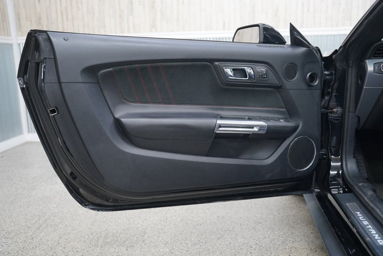 Used 2016 Ford Mustang GT Premium w/ Equipment Group 401A image 28