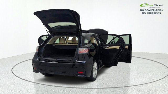 Used 2015 Lexus CT 200h w/ Navigation Package FWD image 18
