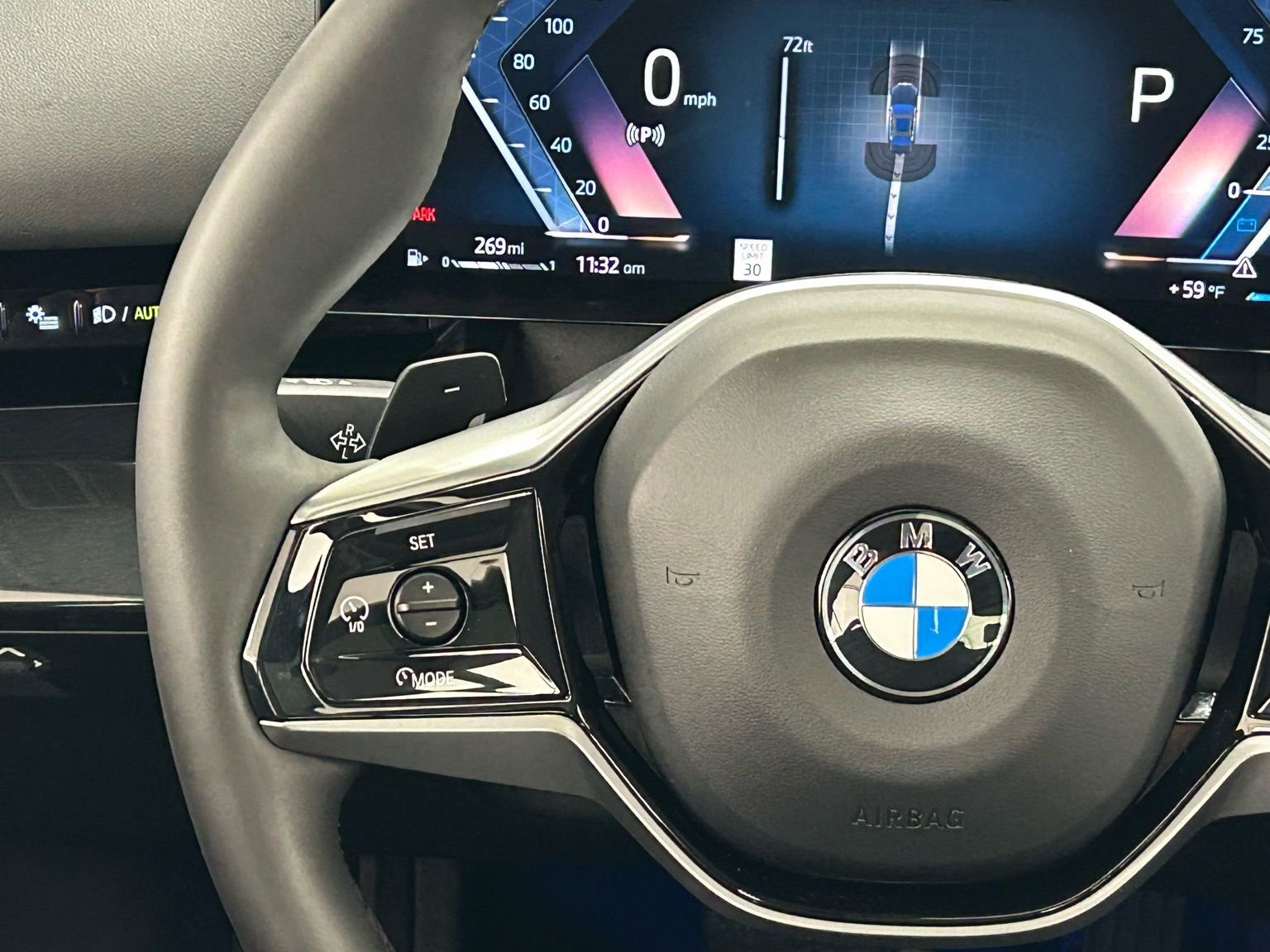 Used 2025 BMW 530i xDrive w/ Premium Package image 12