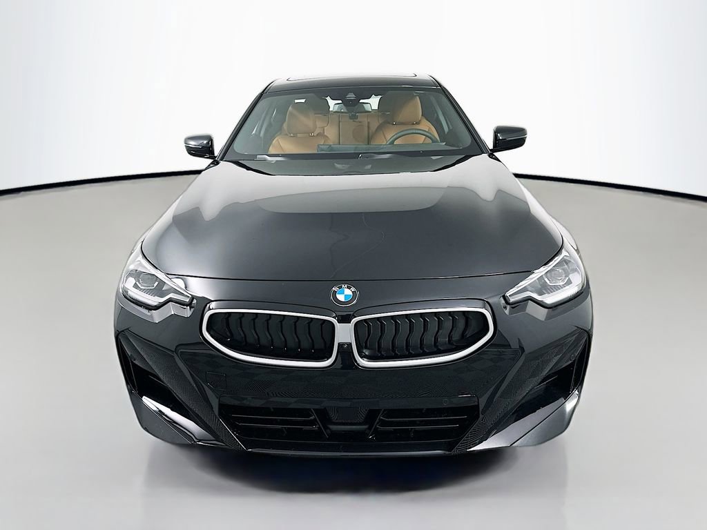 Used 2025 BMW 230i Coupe w/ M Sport Package image 2