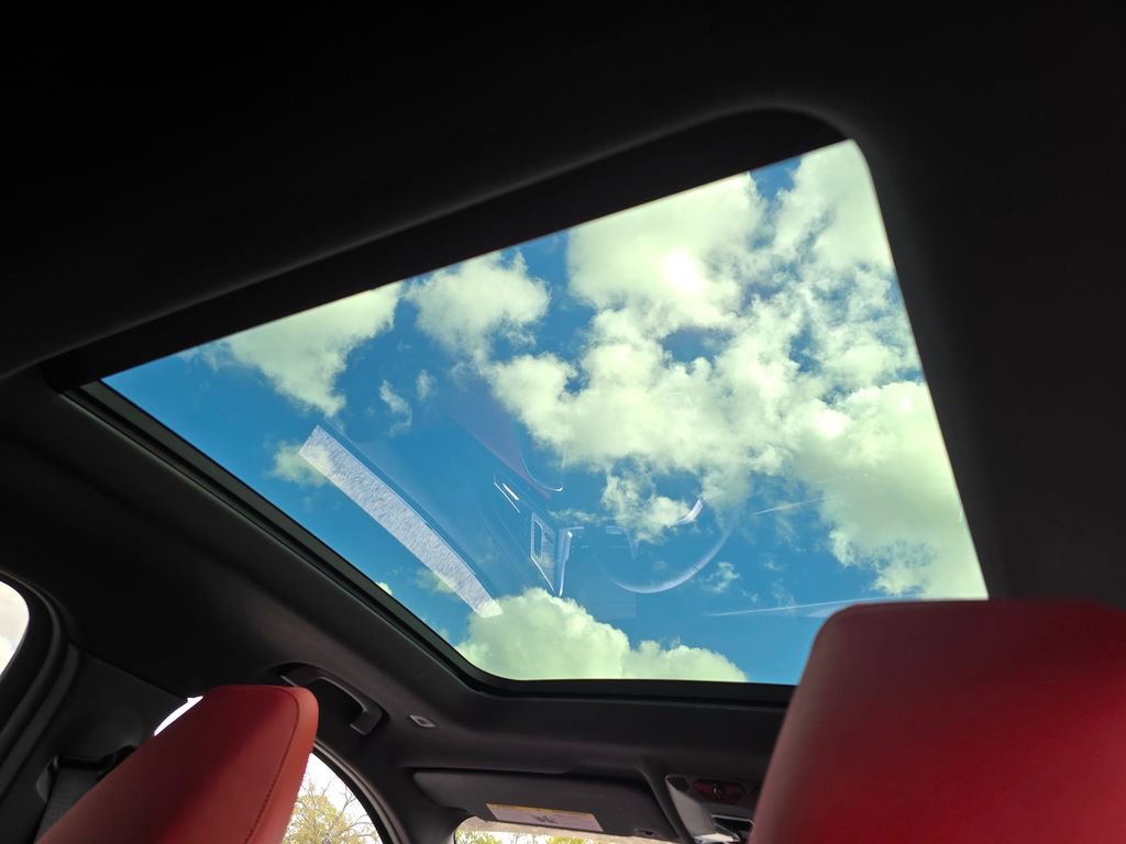 Used 2025 BMW X2 xDrive28i w/ Premium Package image 37