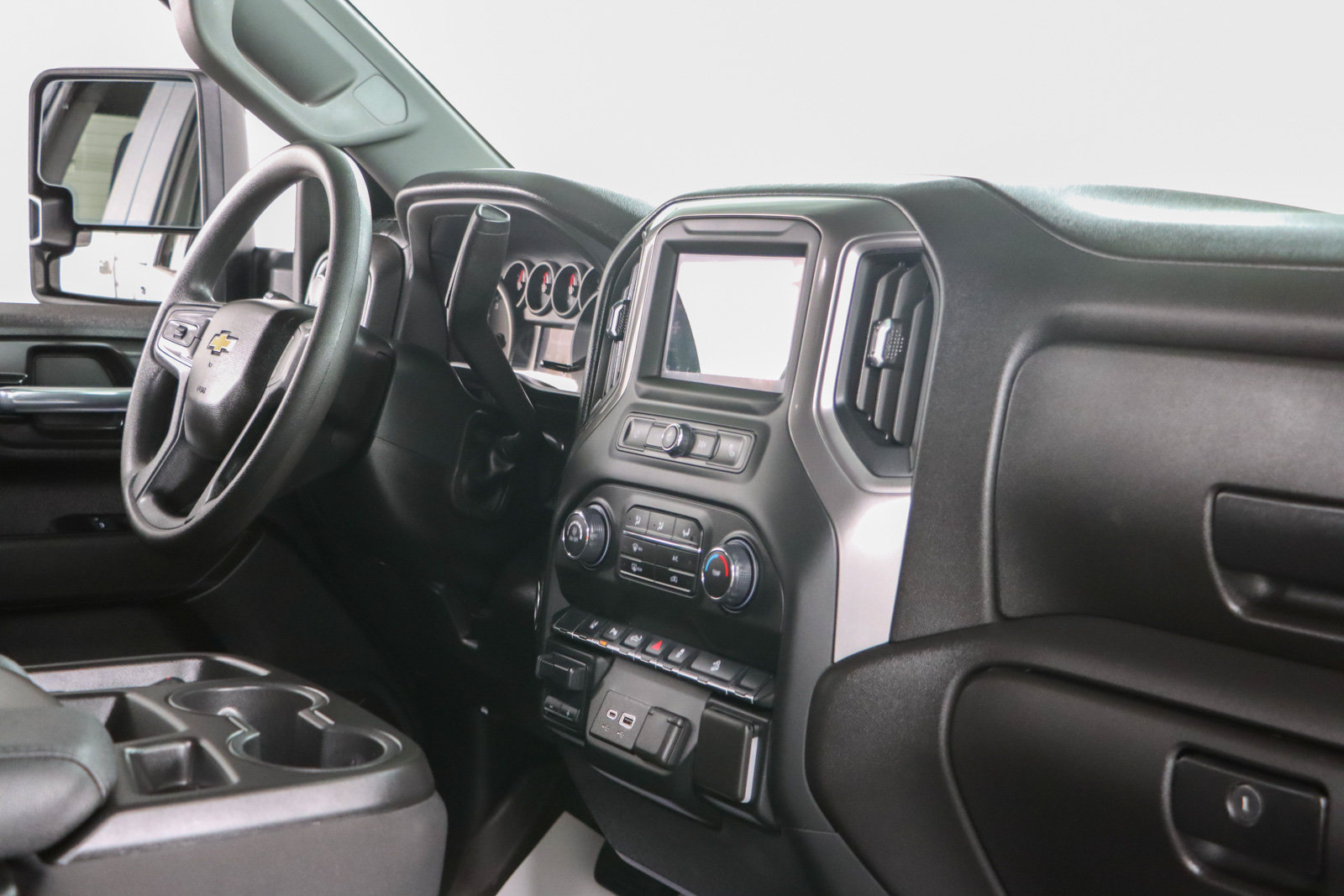 Used 2025 Chevrolet Silverado 2500 Custom w/ Custom Value Package AWD/4WD image 26