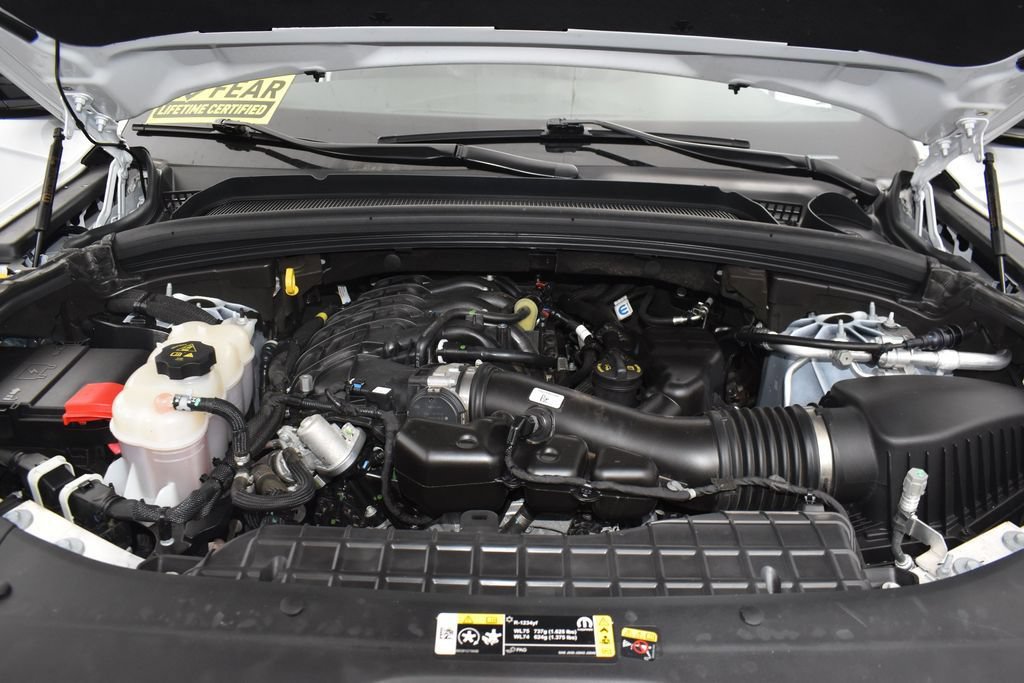 Used 2025 Jeep Grand Cherokee Altitude AWD/4WD image 15