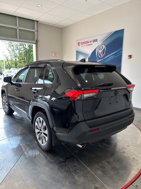 Certified 2023 Toyota RAV4 XLE Premium AWD/4WD image 4