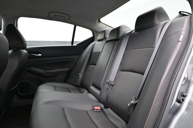 Used 2020 Nissan Altima 2.5 SR FWD image 10