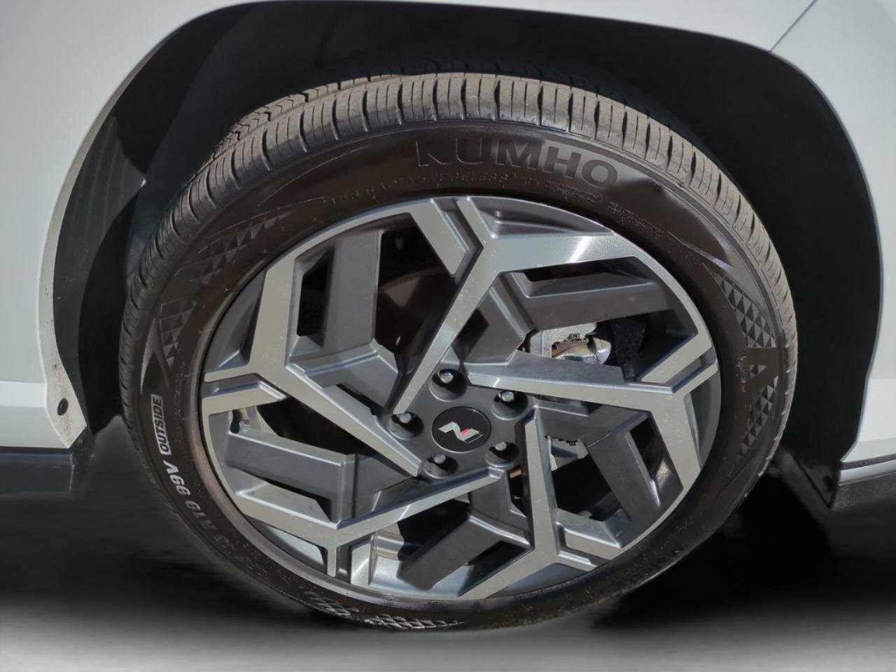 Used 2024 Hyundai Kona N Line image 10