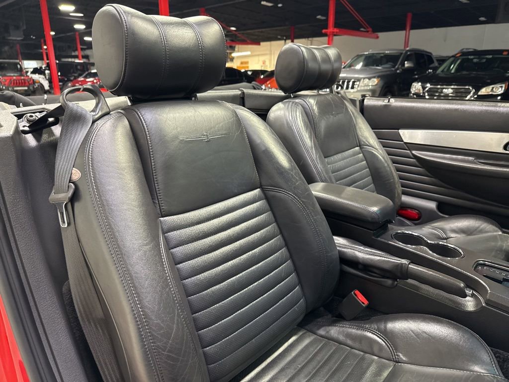Used 2002 Ford Thunderbird image 36