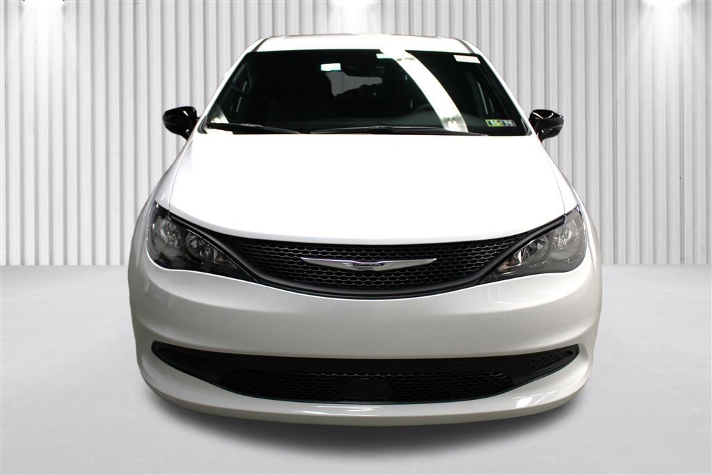 New 2026 Chrysler Voyager LX image 40