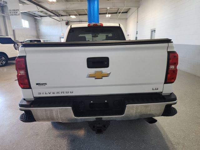 Used 2019 Chevrolet Silverado 2500 LT AWD/4WD image 4