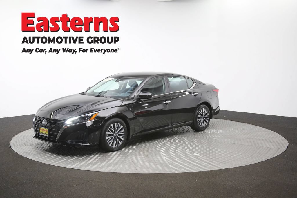 Used 2023 Nissan Altima 2.5 SV FWD image 55