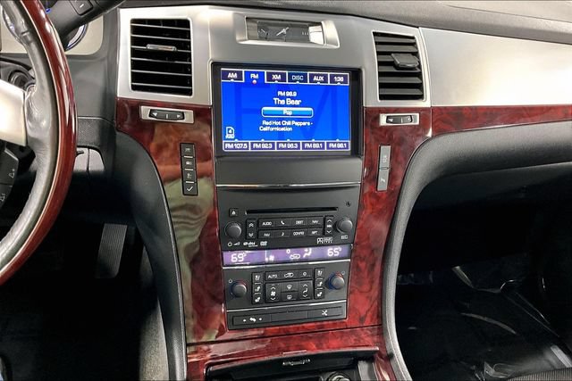 Used 2013 Cadillac Escalade EXT Premium AWD/4WD image 5