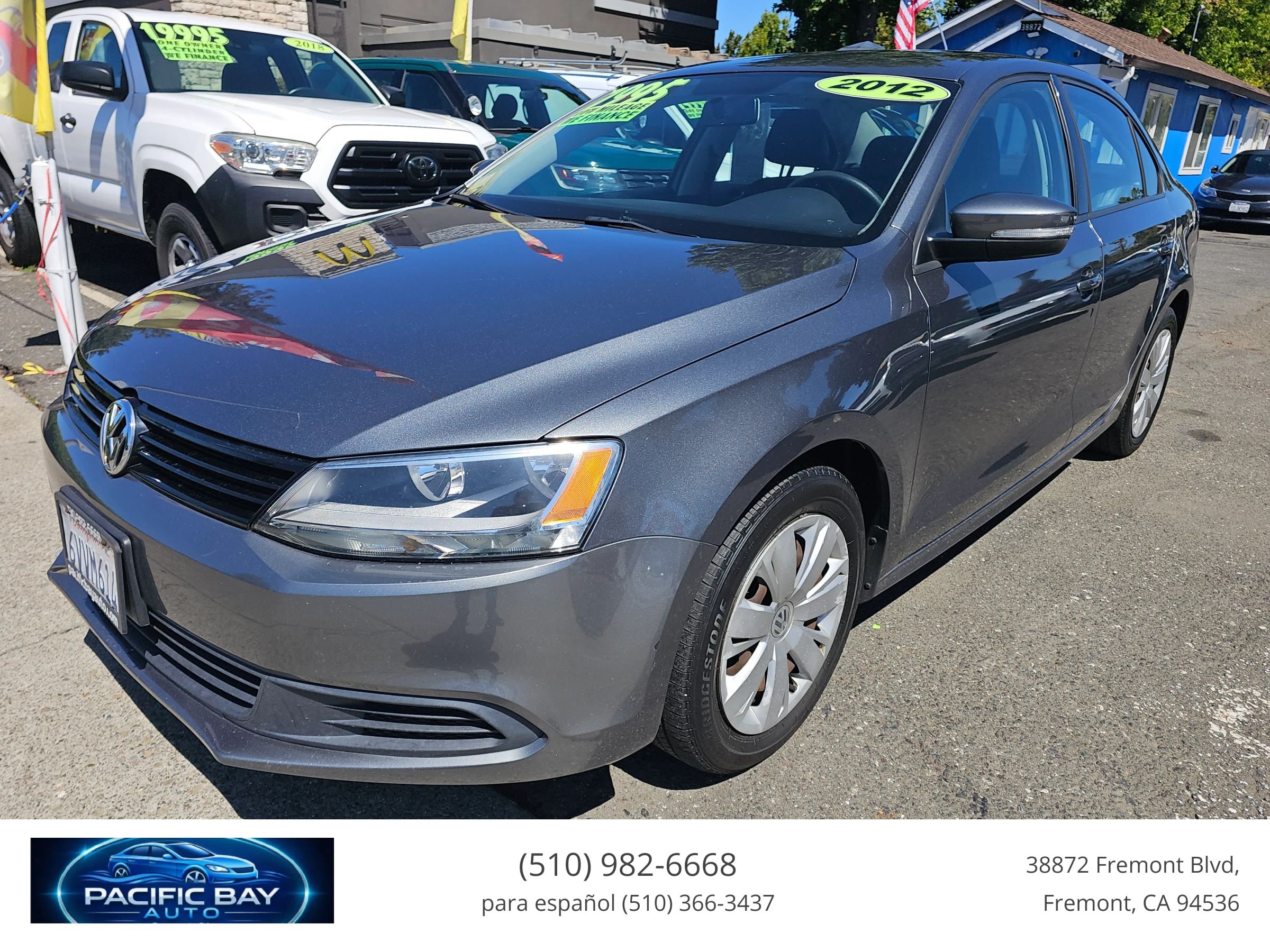 Used 2012 Volkswagen Jetta SE FWD image 3