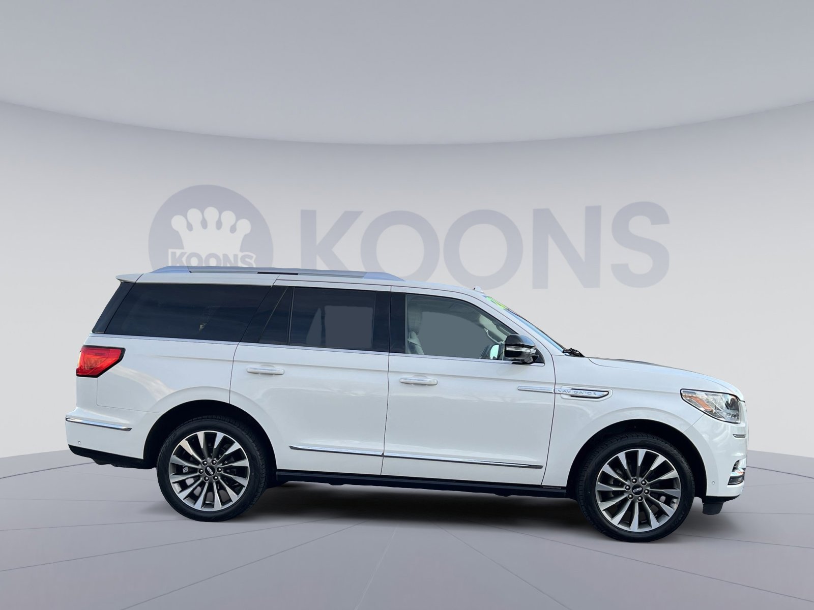 Used 2021 Lincoln Navigator Reserve w/ Luxury Package image 7