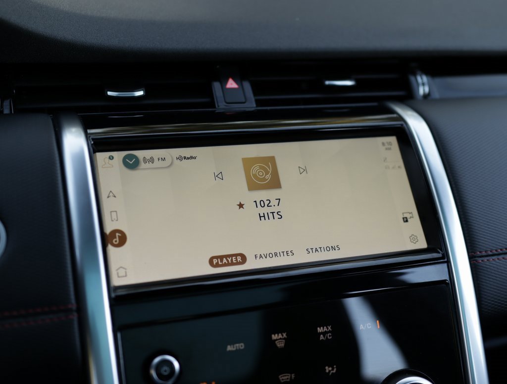 Used 2021 Land Rover Discovery Sport S R-Dynamic image 12