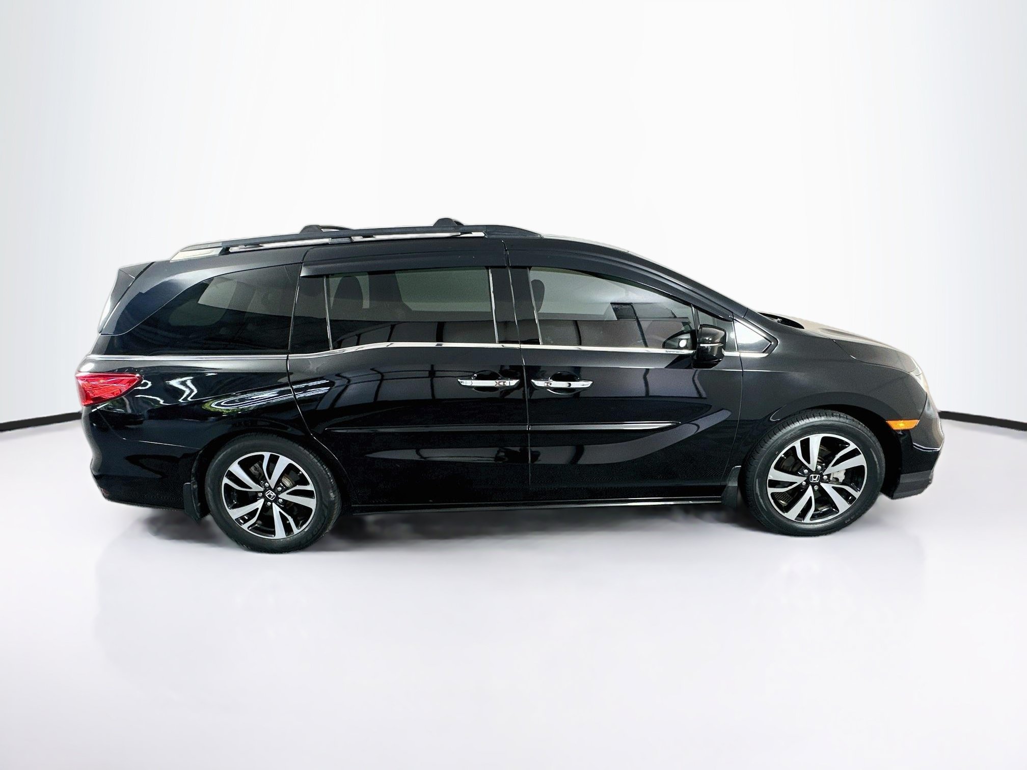 Used 2019 Honda Odyssey Elite image 10