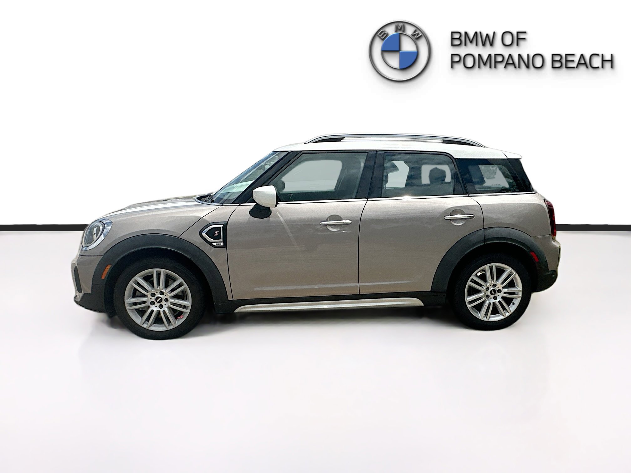 Used 2023 MINI Cooper Countryman S FWD image 4