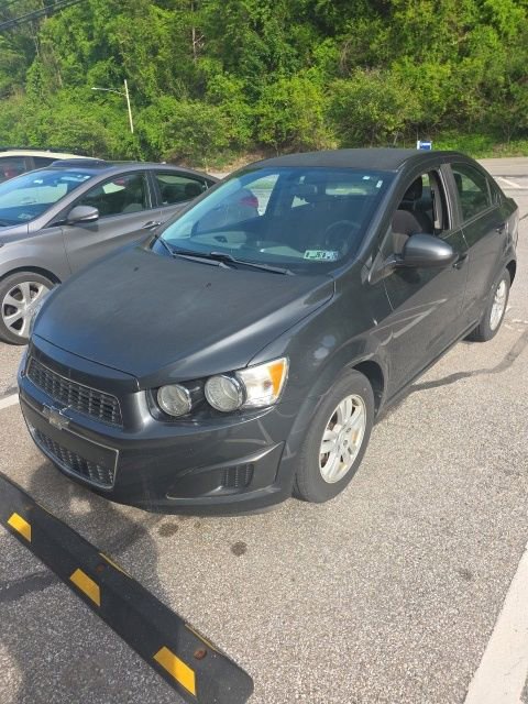 Used 2014 Chevrolet Sonic LT FWD image 1