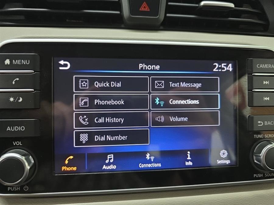 Used 2021 Nissan Versa SV image 22