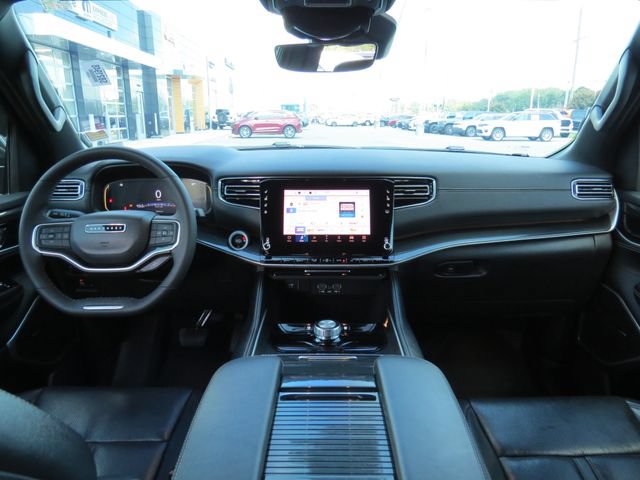 Used 2022 Jeep Wagoneer Series I RWD image 17