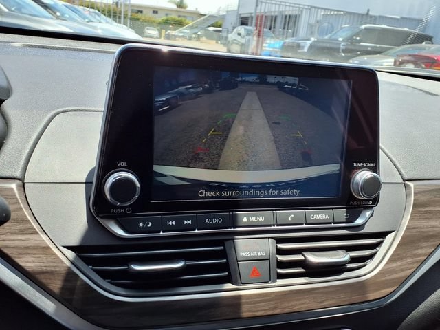 Used 2025 Nissan Altima 2.5 SV FWD image 6