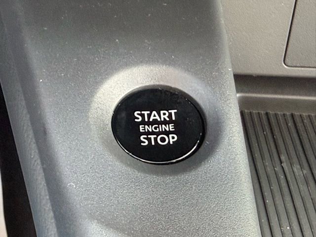 New 2026 Nissan Sentra SR w/ SR Premium Package FWD image 32