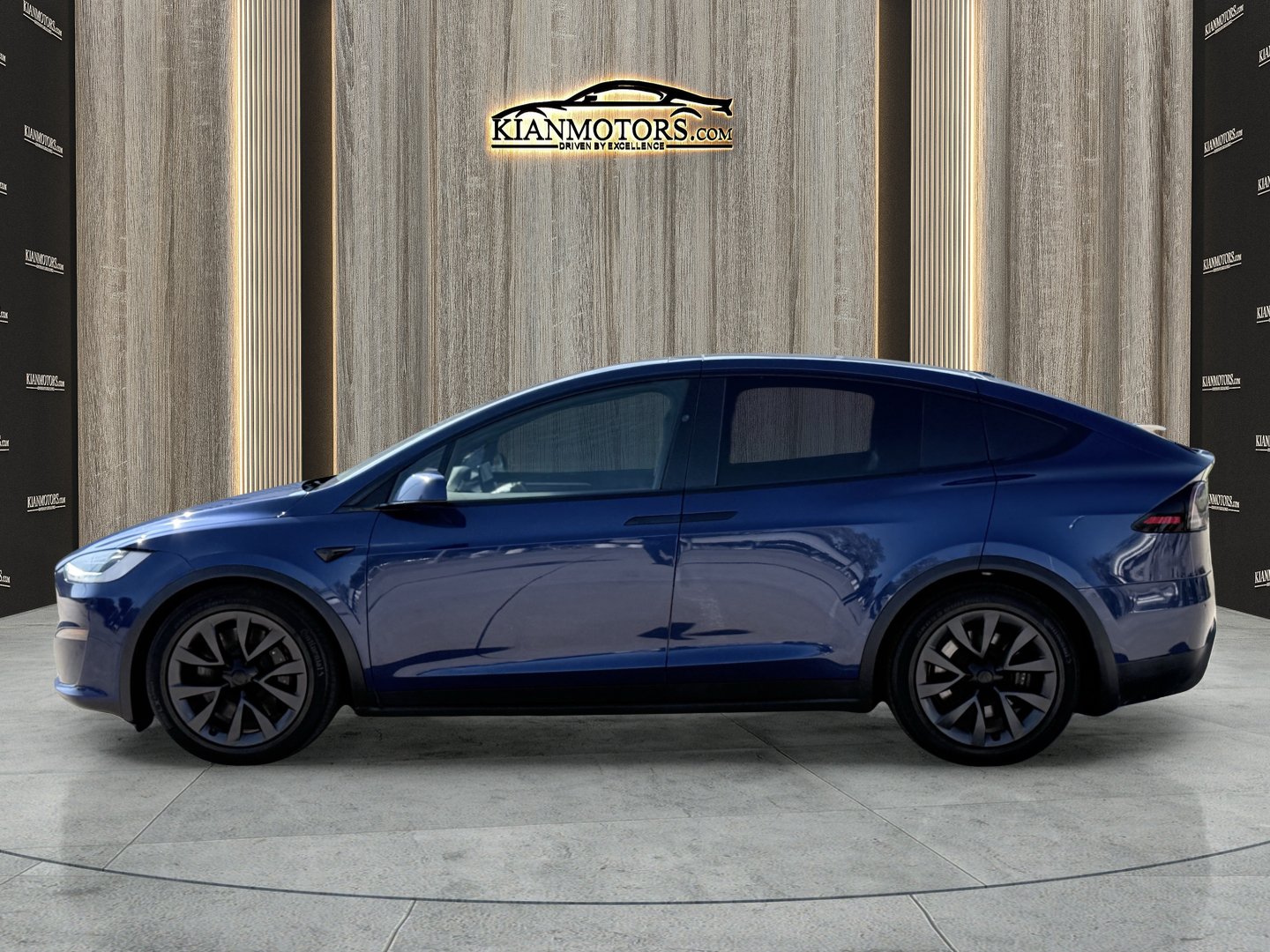 Used 2023 Tesla Model X AWD/4WD image 9