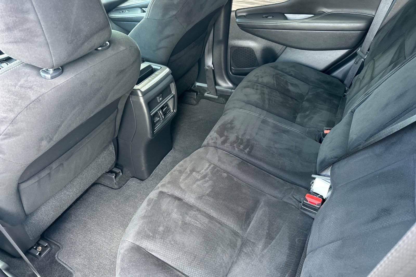 Used 2016 Nissan Murano SV FWD image 13