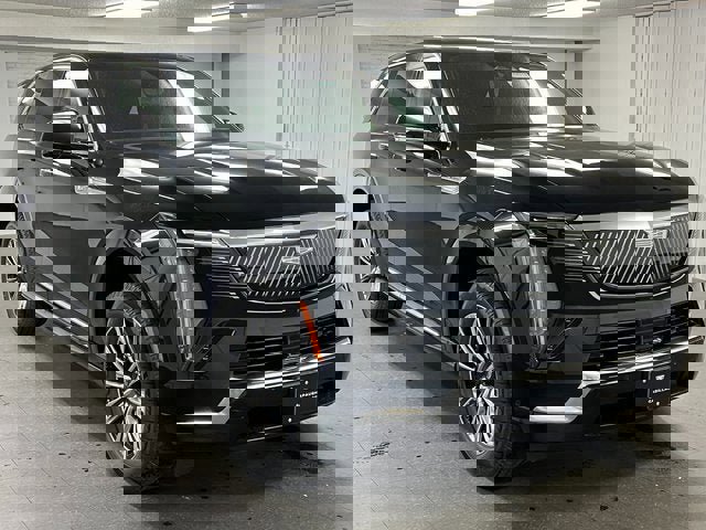 New 2026 Cadillac Escalade IQ Luxury 1 w/ LPO, Floor Liner Package image 2