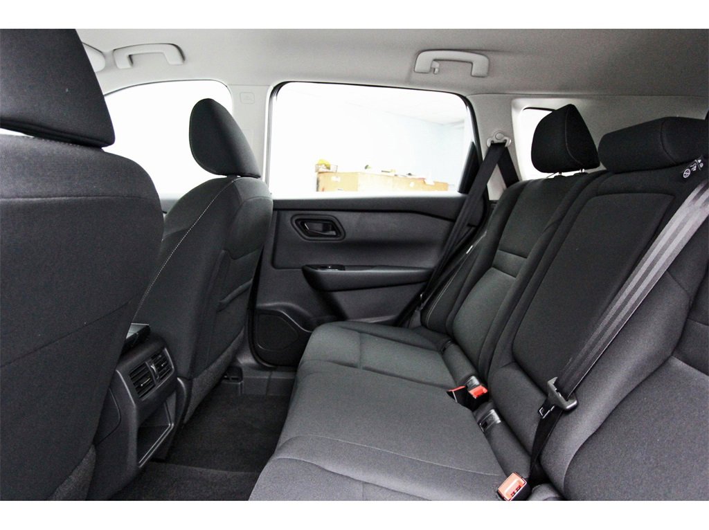 Certified 2024 Nissan Rogue S image 10