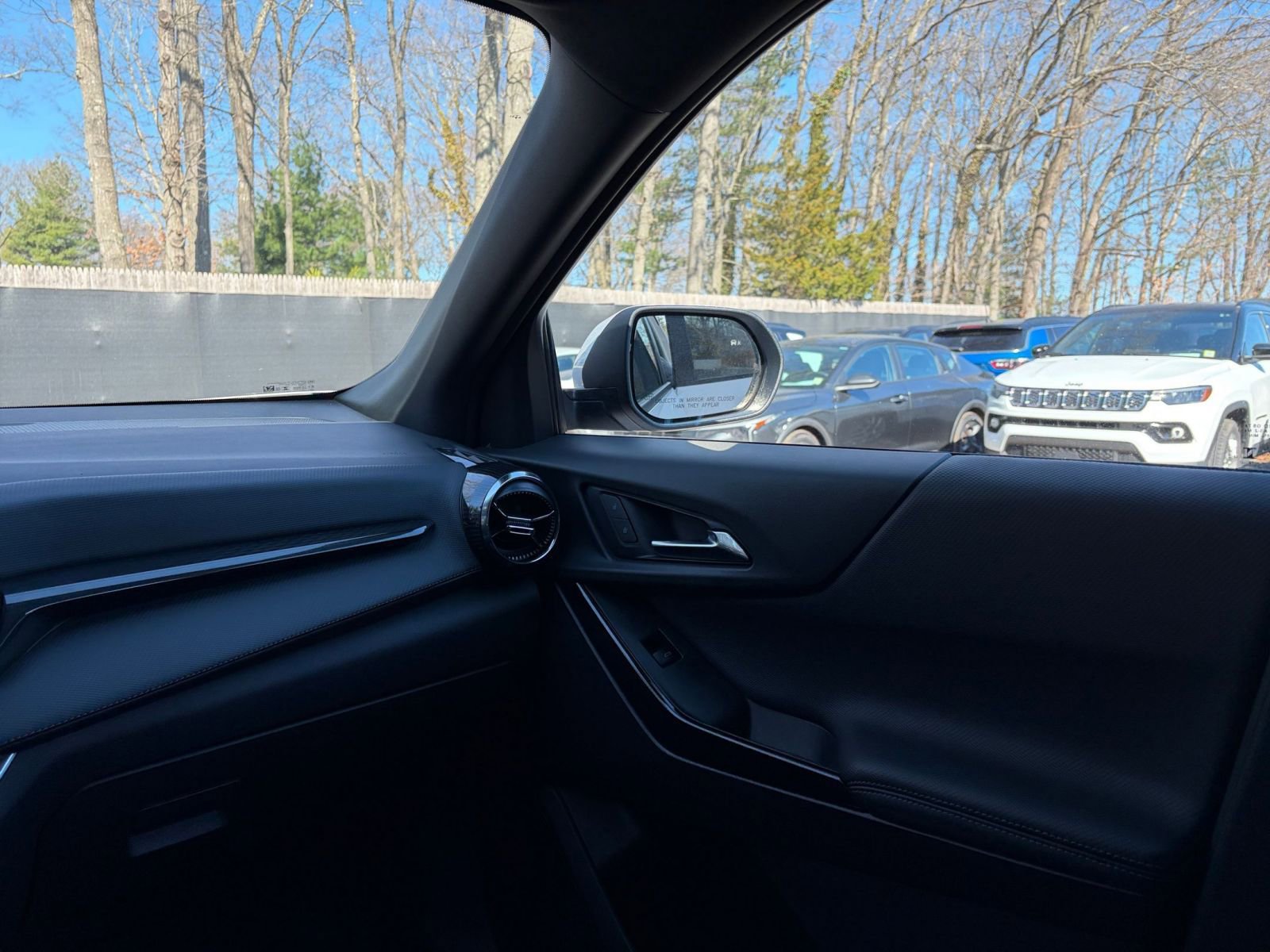 Used 2025 Chevrolet Equinox LT image 34