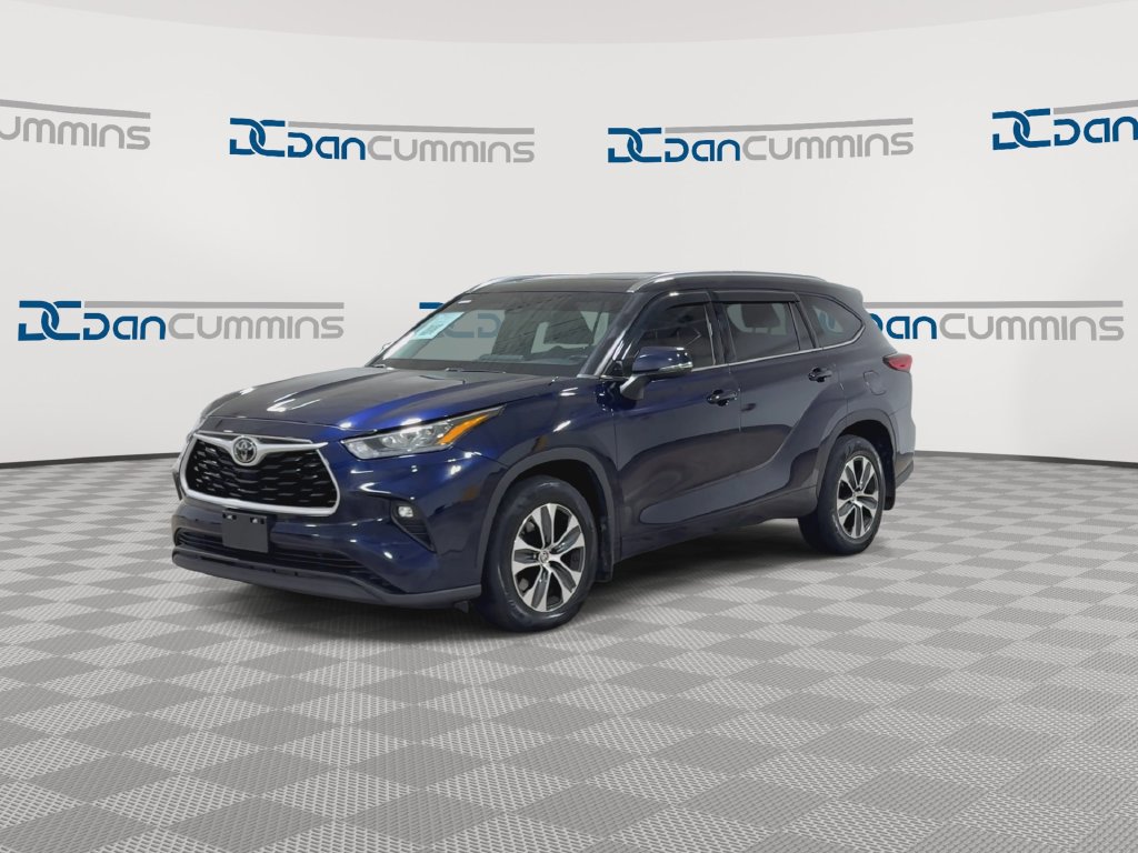 Used 2020 Toyota Highlander XLE AWD/4WD image 4