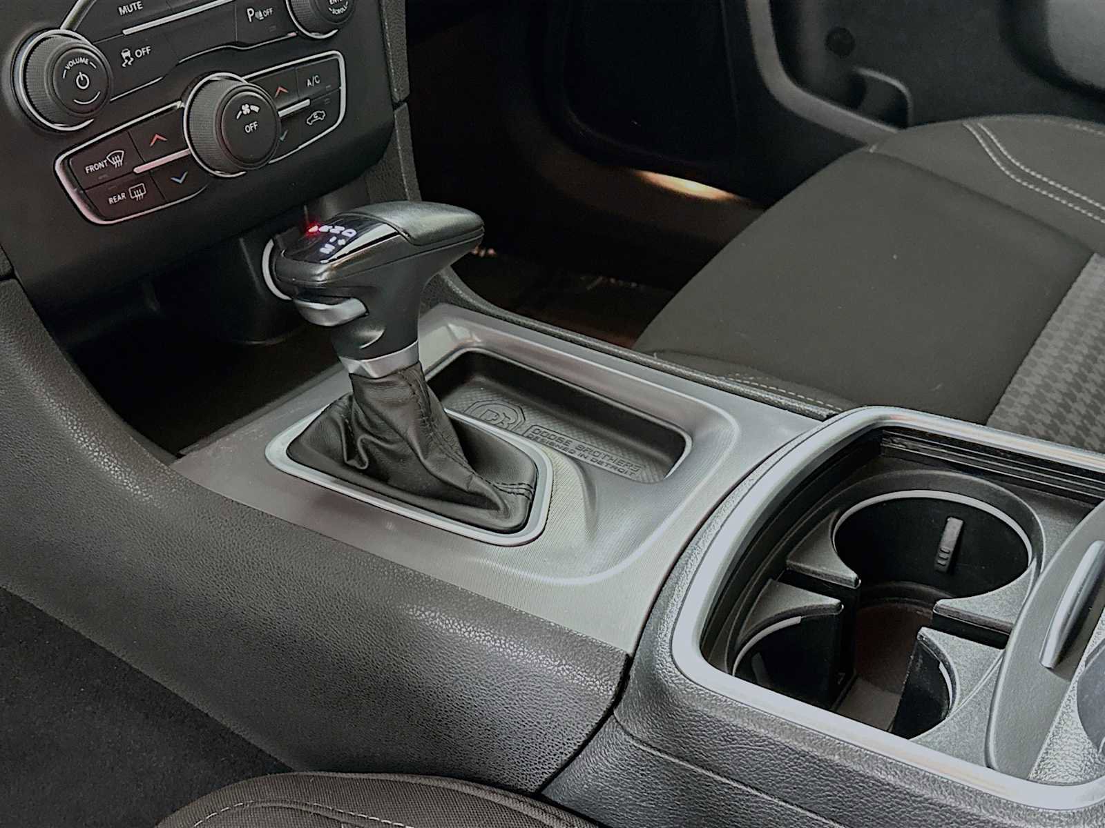 Used 2023 Dodge Charger SXT image 15