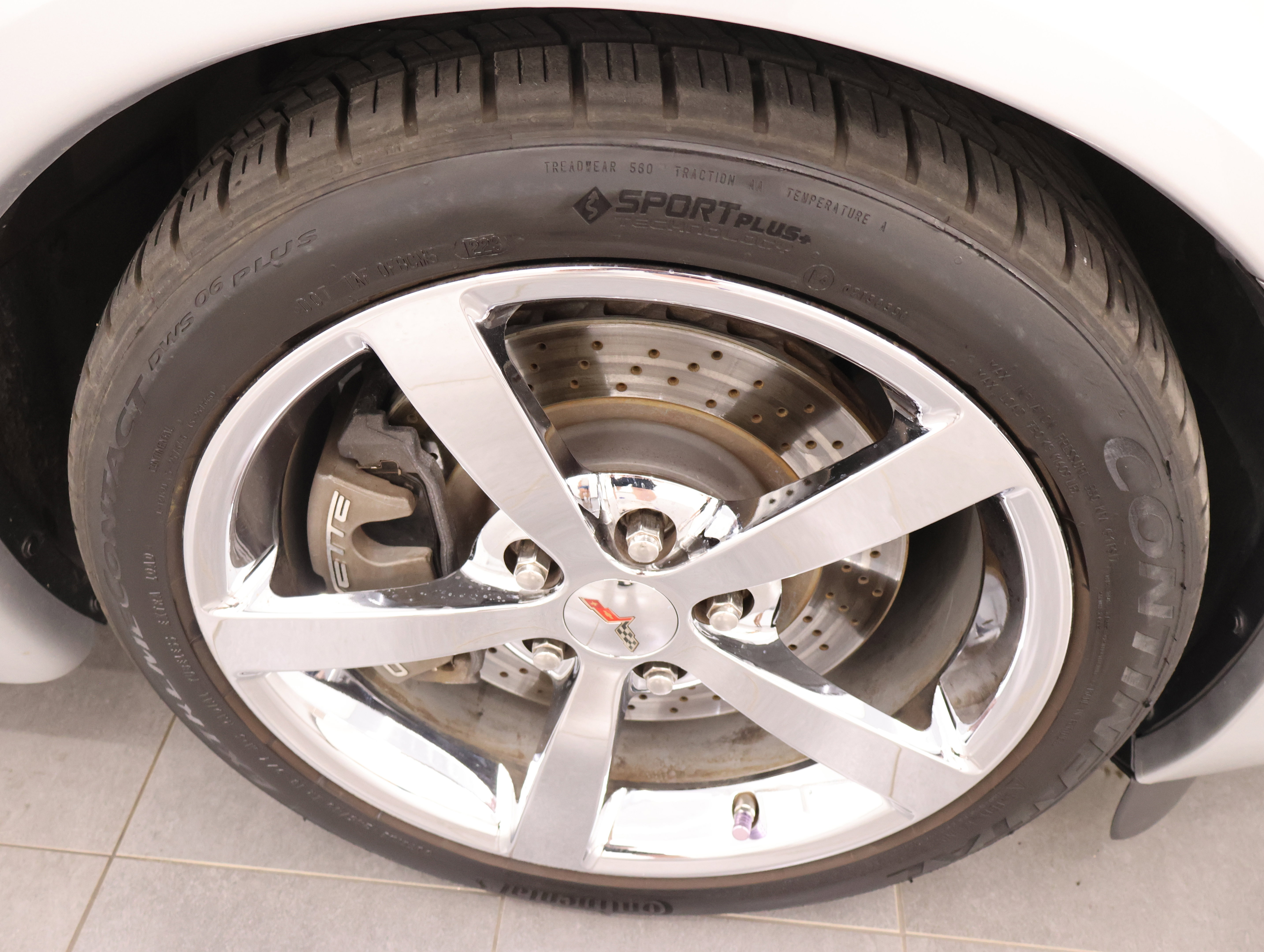 Used 2009 Chevrolet Corvette Coupe w/ Preferred Equipment Group RWD image 3
